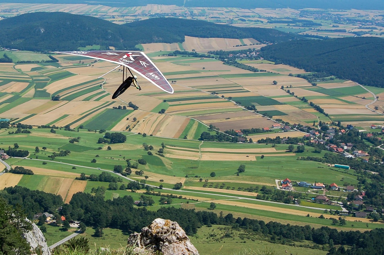 découvrez des stratégies efficaces pour optimiser vos flyers et maximiser leur impact. apprenez à concevoir des visuels attractifs, à choisir le bon format et à cibler votre audience pour assurer le succès de vos campagnes de communication.